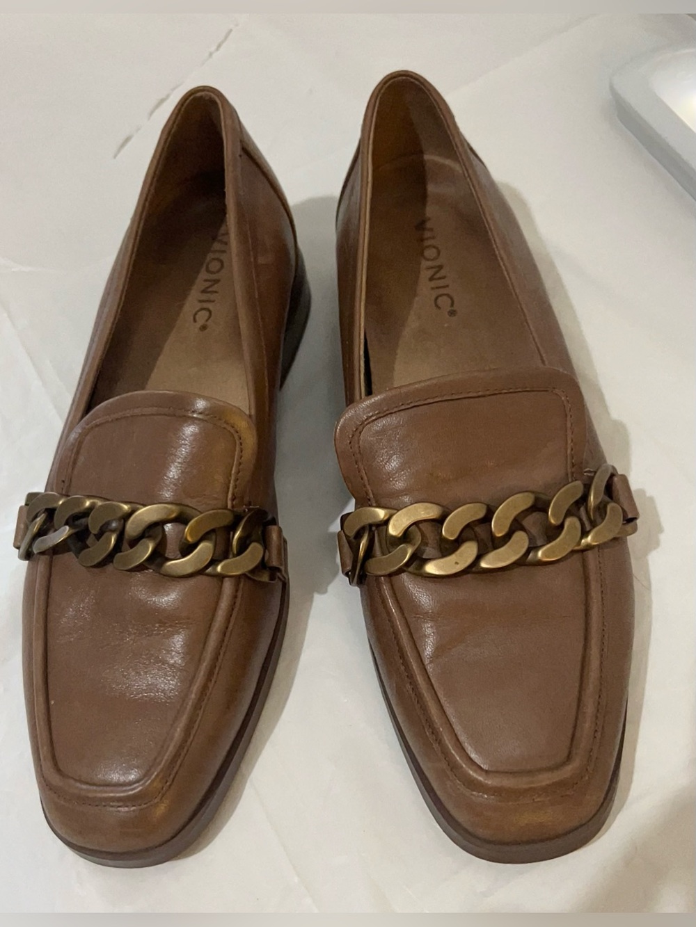 Vionic Brown Leather Chain-Trim Loafers US SIZE 9
